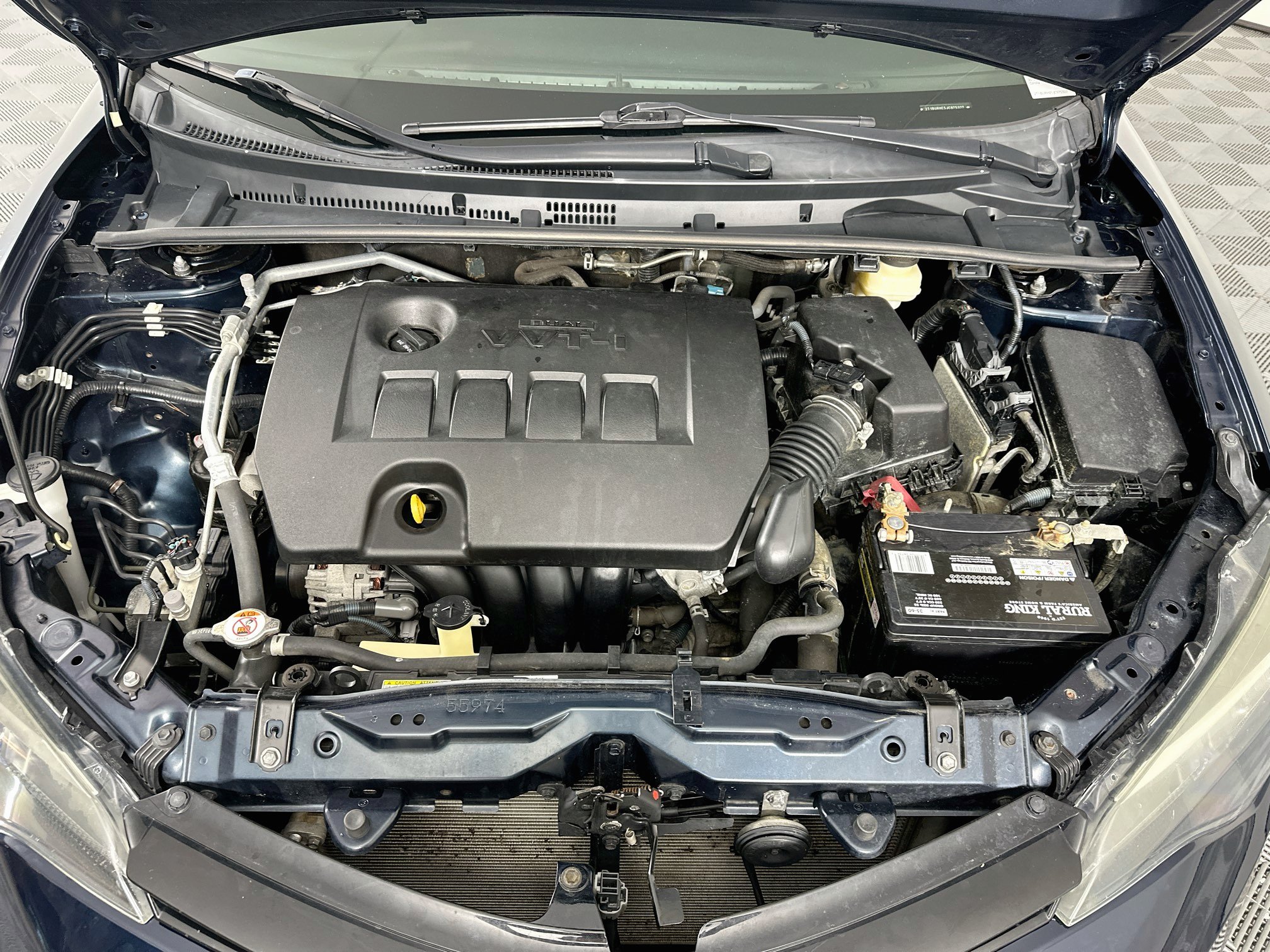 Used 2018 Toyota Corolla LE FWD image 31