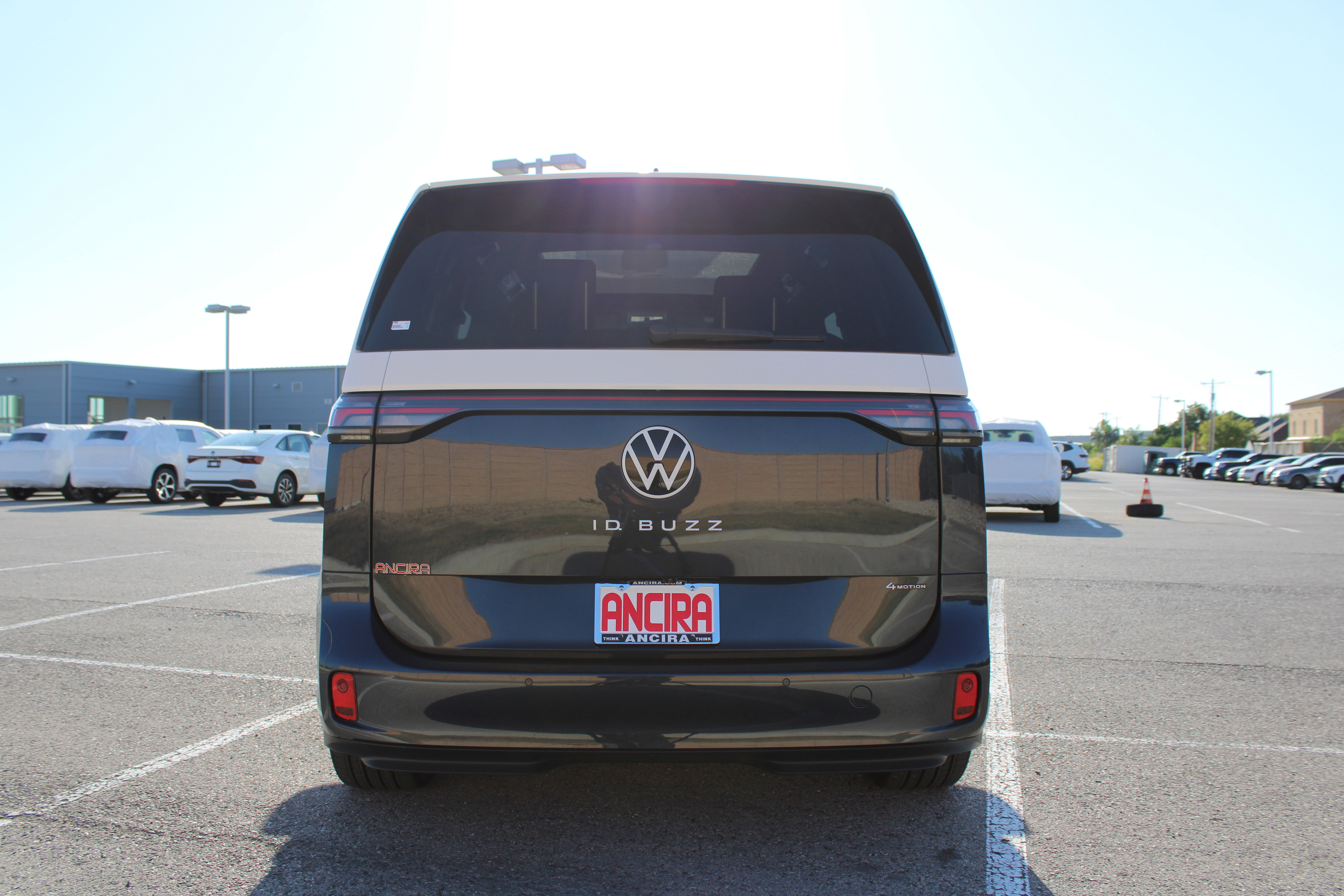 New 2025 Volkswagen ID. Buzz Pro S Plus image 4