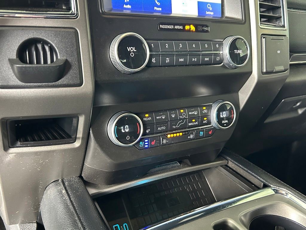 Used 2020 Ford Expedition XLT w/ Equipment Group 202A RWD image 37
