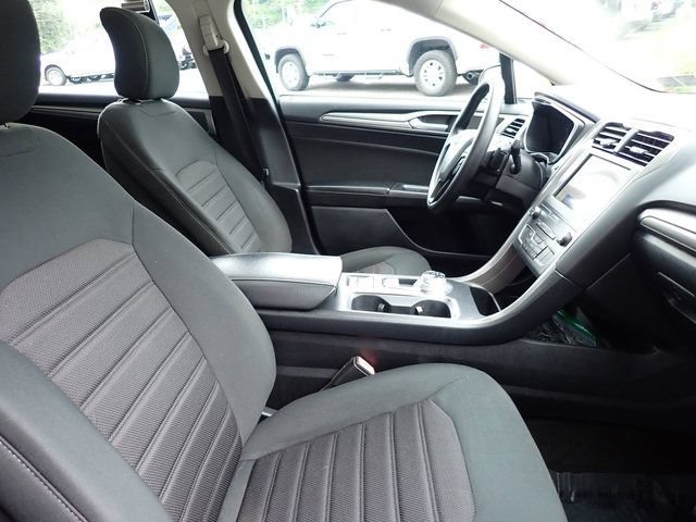 Used 2019 Ford Fusion SE FWD image 10