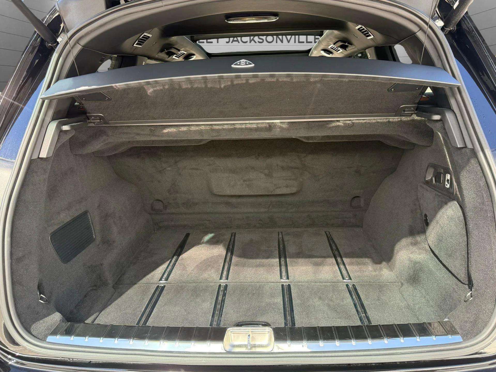 Used 2023 Mercedes-Benz Maybach GLS 600 4MATIC image 16