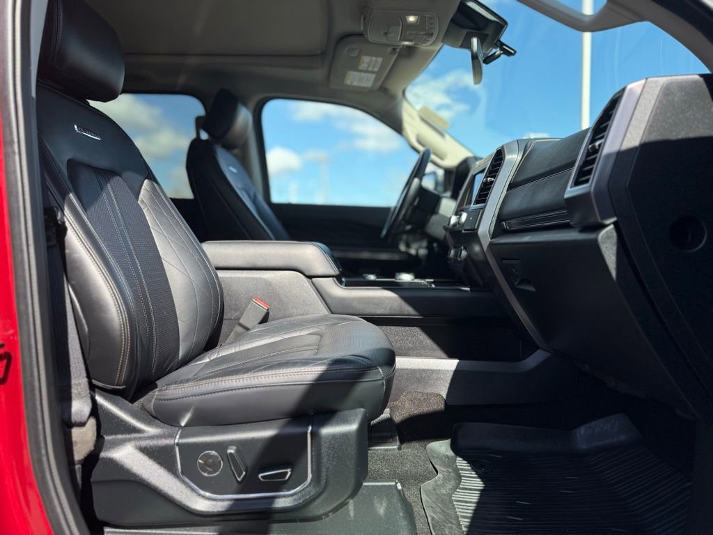 Used 2019 Ford Expedition Platinum image 20