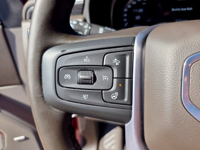 Used 2024 GMC Yukon SLT w/ SLT Premium Package RWD image 31