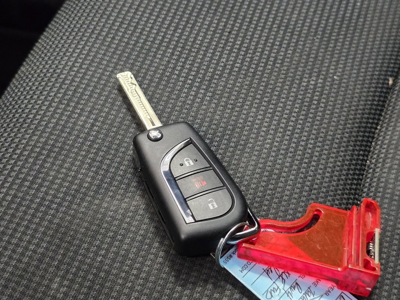 Certified 2023 Toyota RAV4 LE image 31