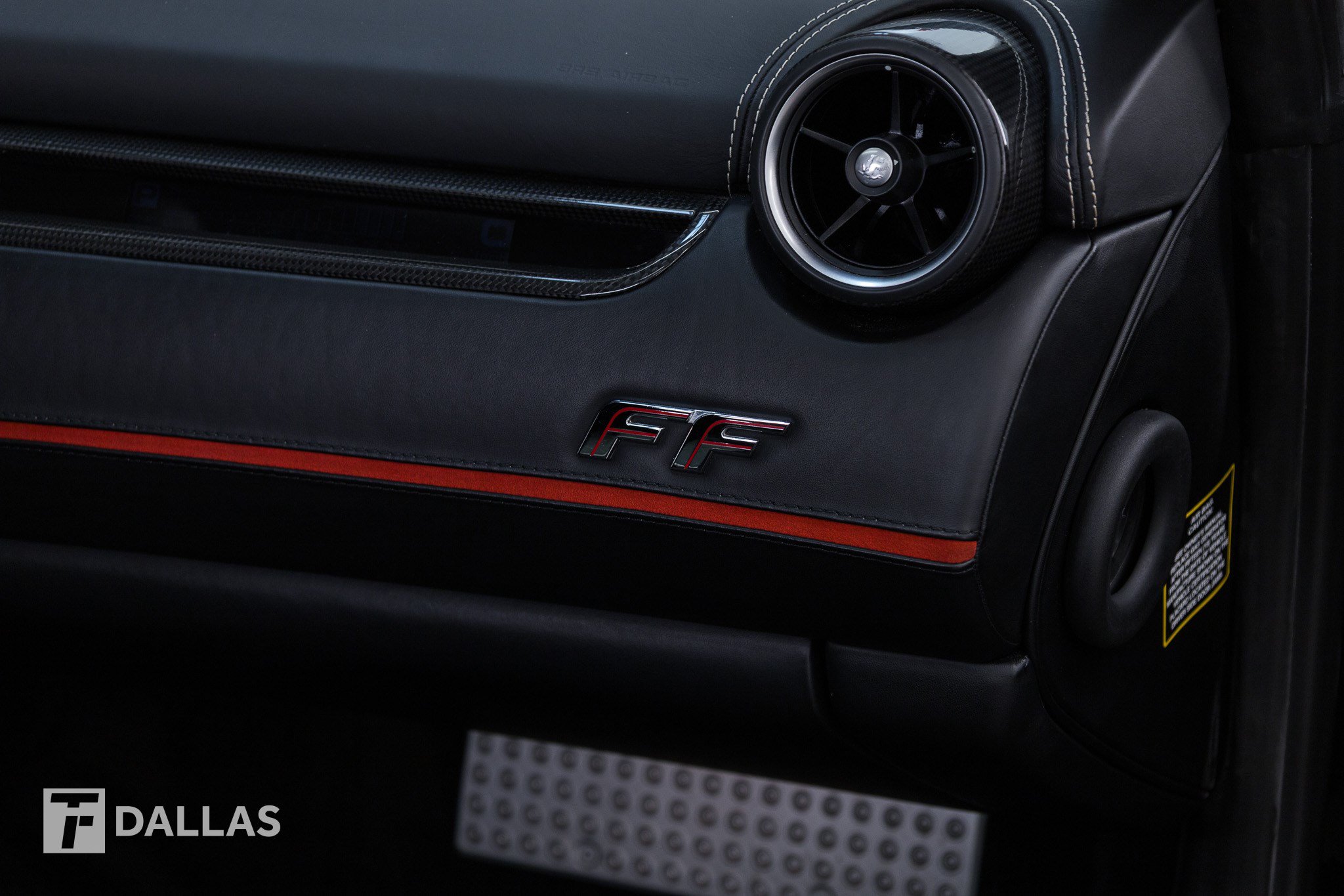 Used 2012 Ferrari FF AWD/4WD image 36