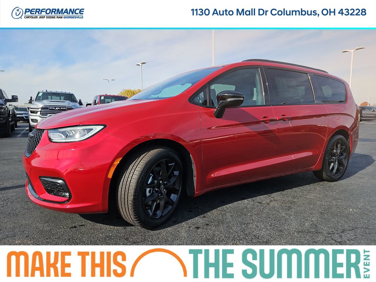 New 2026 Chrysler Pacifica Select FWD image 3