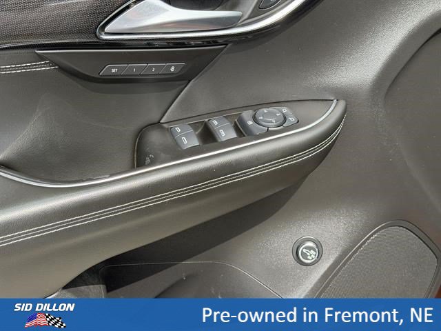 Certified 2021 Buick Envision Essence w/ Technology Package I AWD/4WD image 13