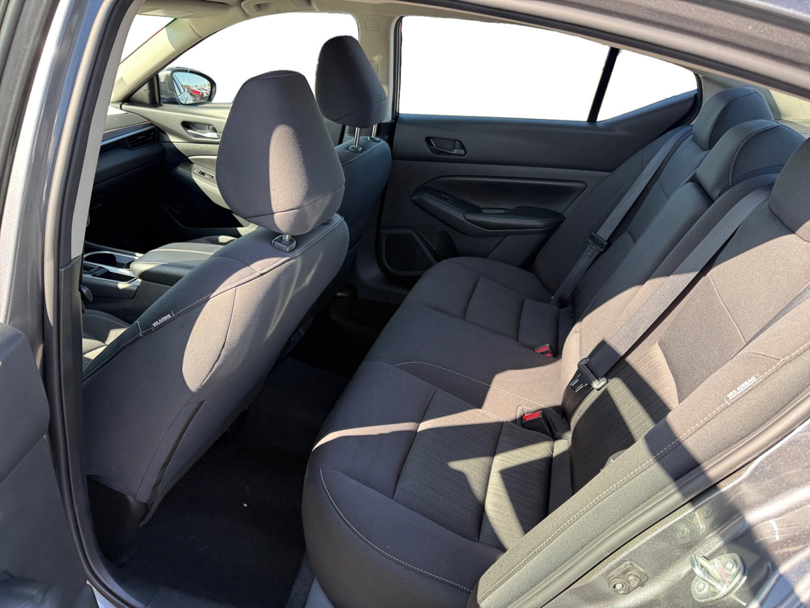 Used 2024 Nissan Altima 2.5 SV image 16