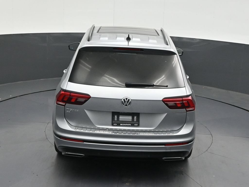 Used 2021 Volkswagen Tiguan SE R-Line FWD image 18