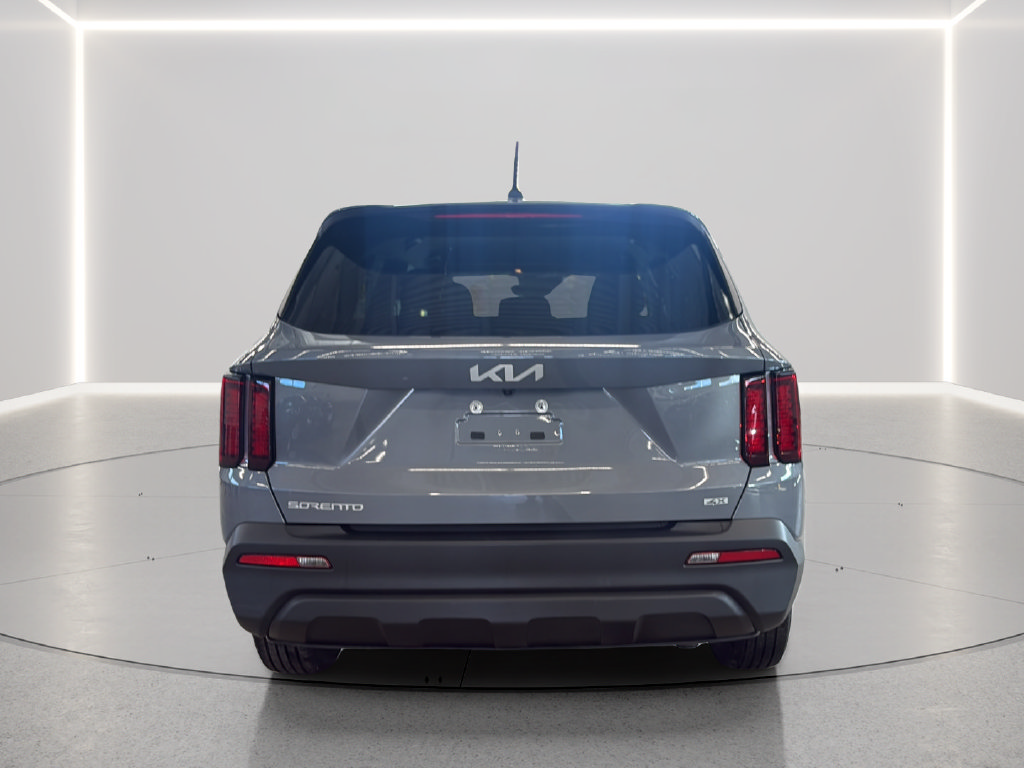 Certified 2023 Kia Sorento LX AWD/4WD image 6