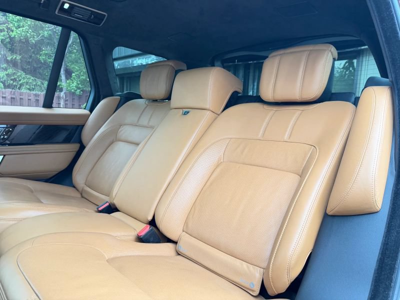 Used 2020 Land Rover Range Rover Autobiography AWD/4WD image 17