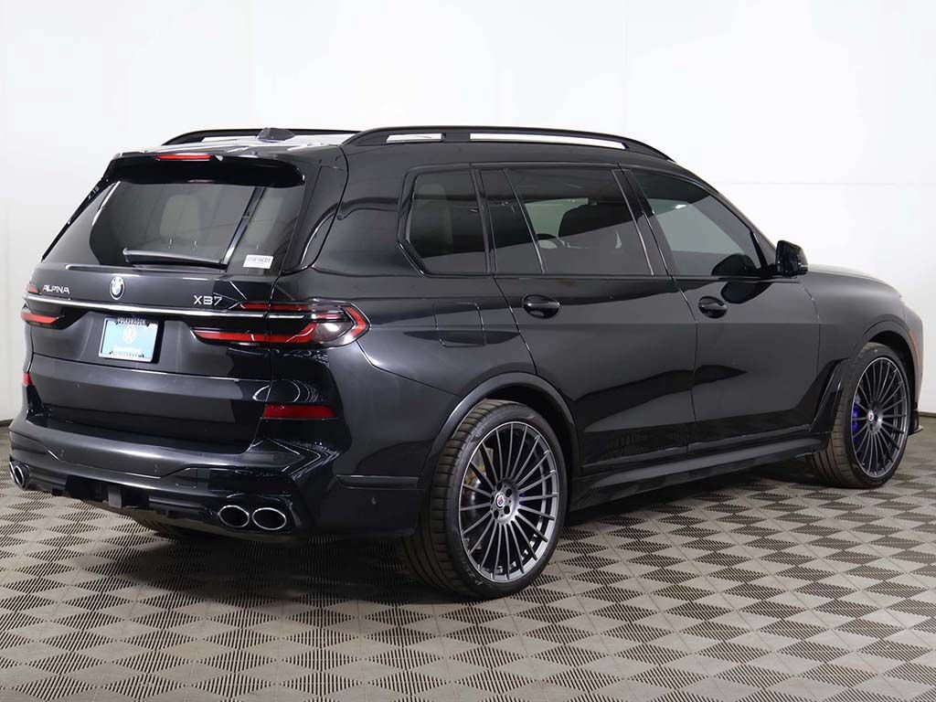 Used 2024 BMW ALPINA XB7 AWD/4WD image 16