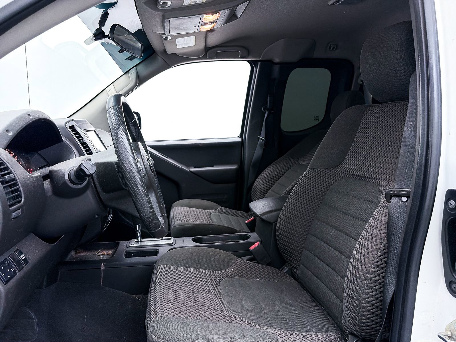 Used 2019 Nissan Frontier SV RWD image 12