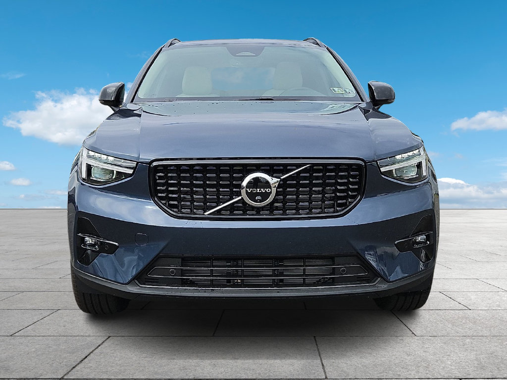 New 2026 Volvo XC40 B5 Ultra w/ Protection Package Premier AWD/4WD image 3