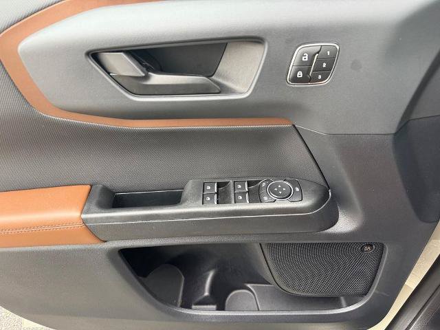 Used 2024 Ford Bronco Sport Outer Banks w/ Tech Package AWD/4WD image 18