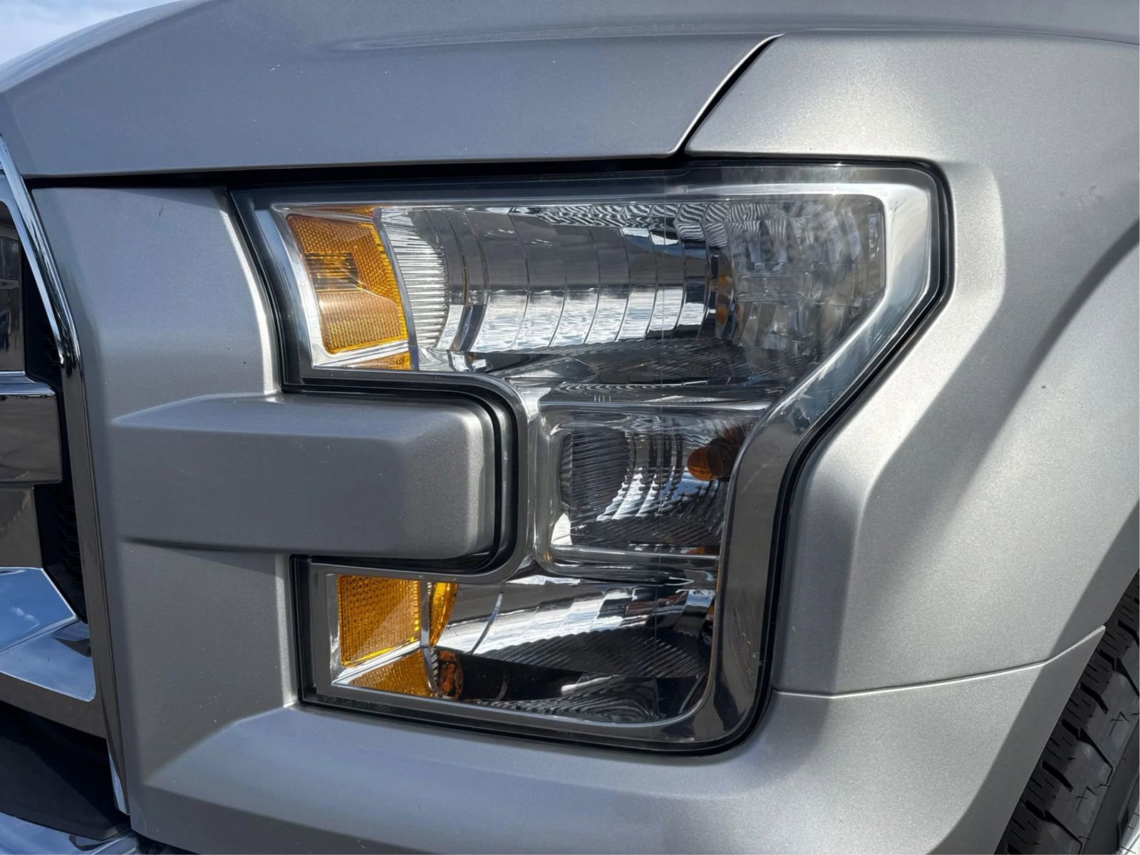 Used 2017 Ford F150 XLT image 35