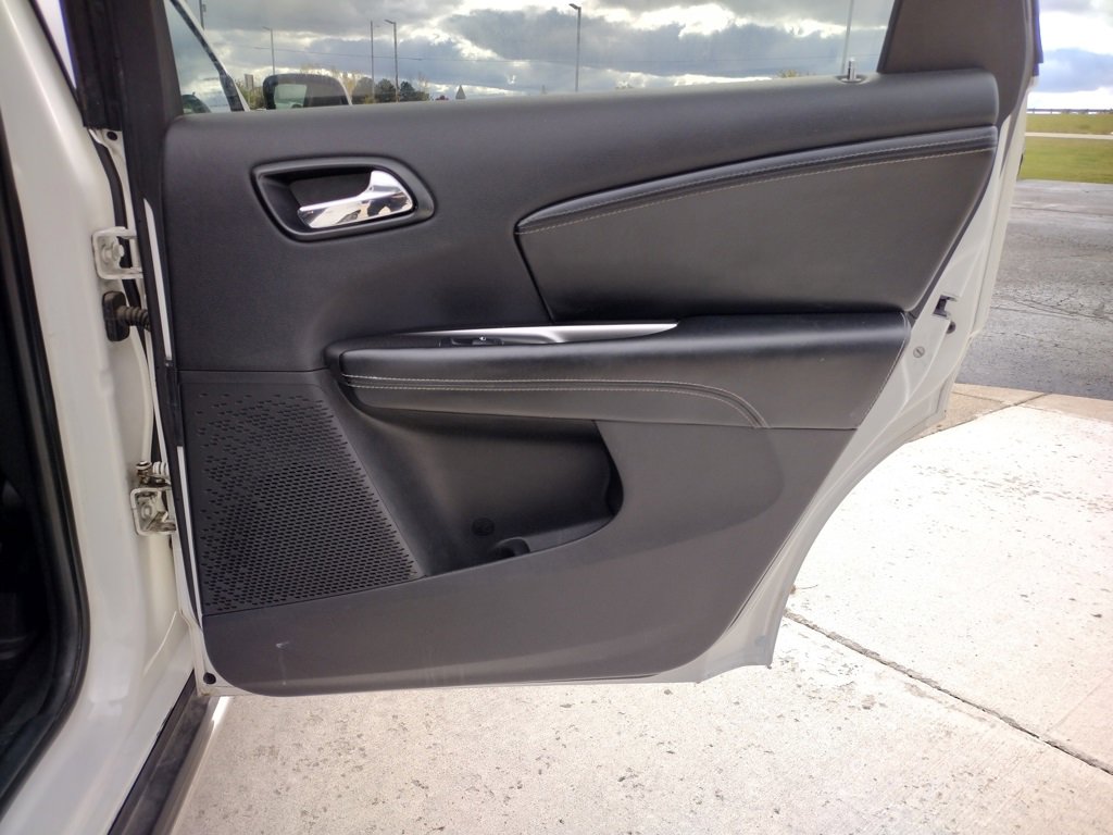Used 2014 Dodge Journey Crossroad w/ Popular Equipment Group image 22