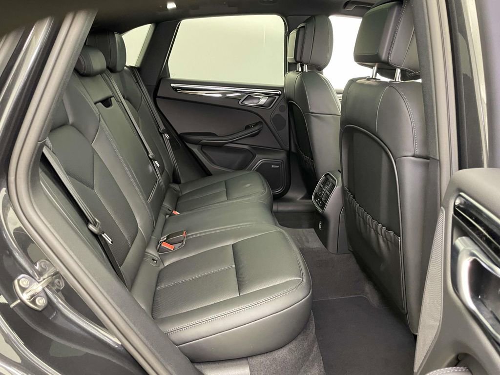 New 2026 Porsche Macan Turbo image 22