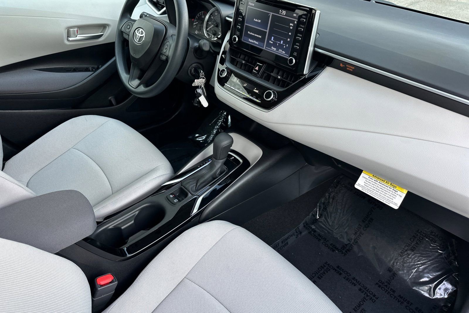 Used 2020 Toyota Corolla LE w/ Carpet Mat Package (TMS) image 15