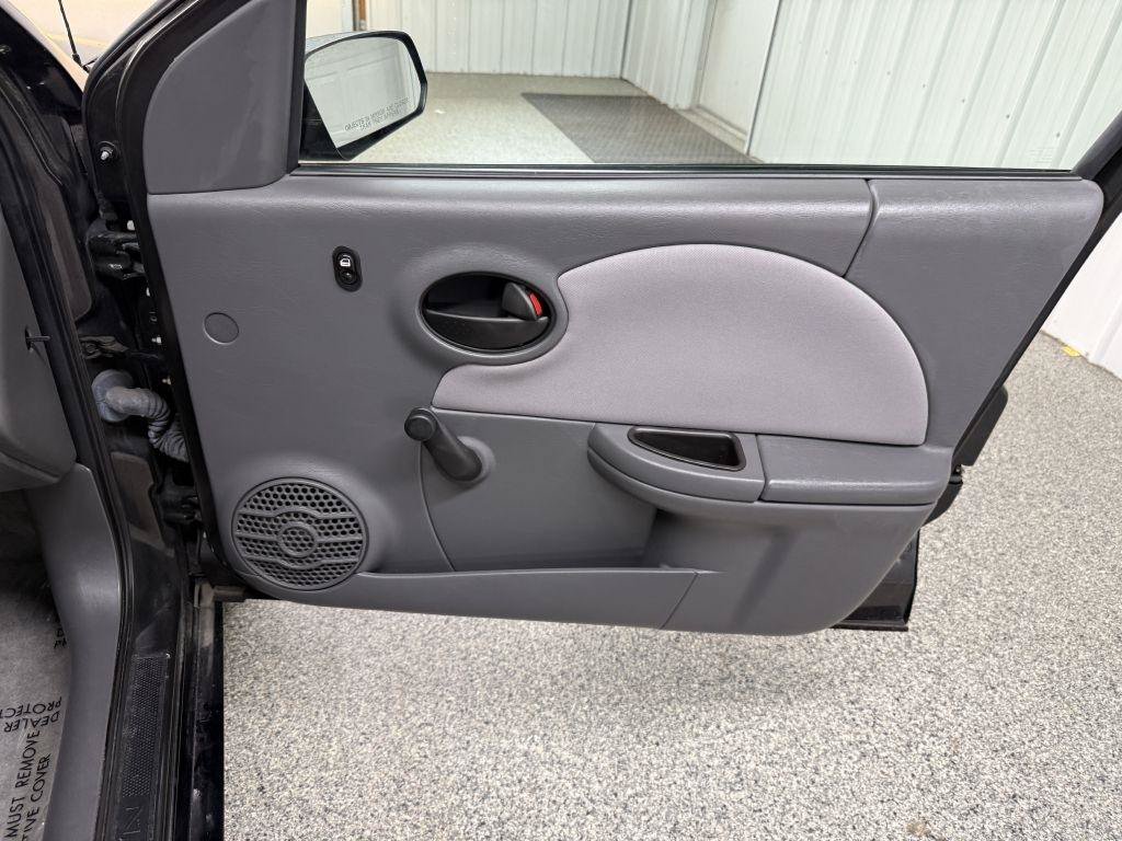 Used 2006 Saturn ION Level 2 FWD image 28