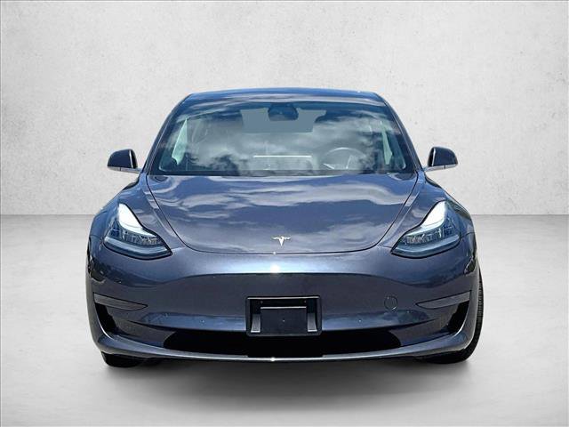 Used 2020 Tesla Model 3 Standard Range Plus image 3