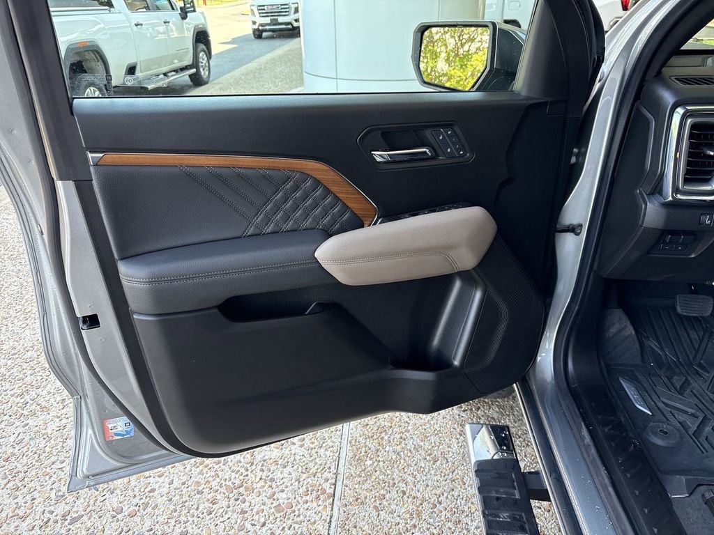 Certified 2024 GMC Canyon Denali AWD/4WD image 23