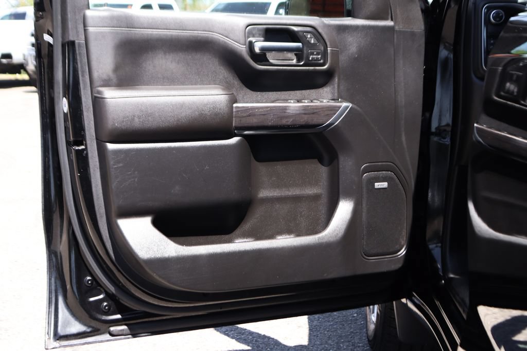 Used 2019 Chevrolet Silverado 1500 LTZ w/ LTZ Premium Package RWD image 15