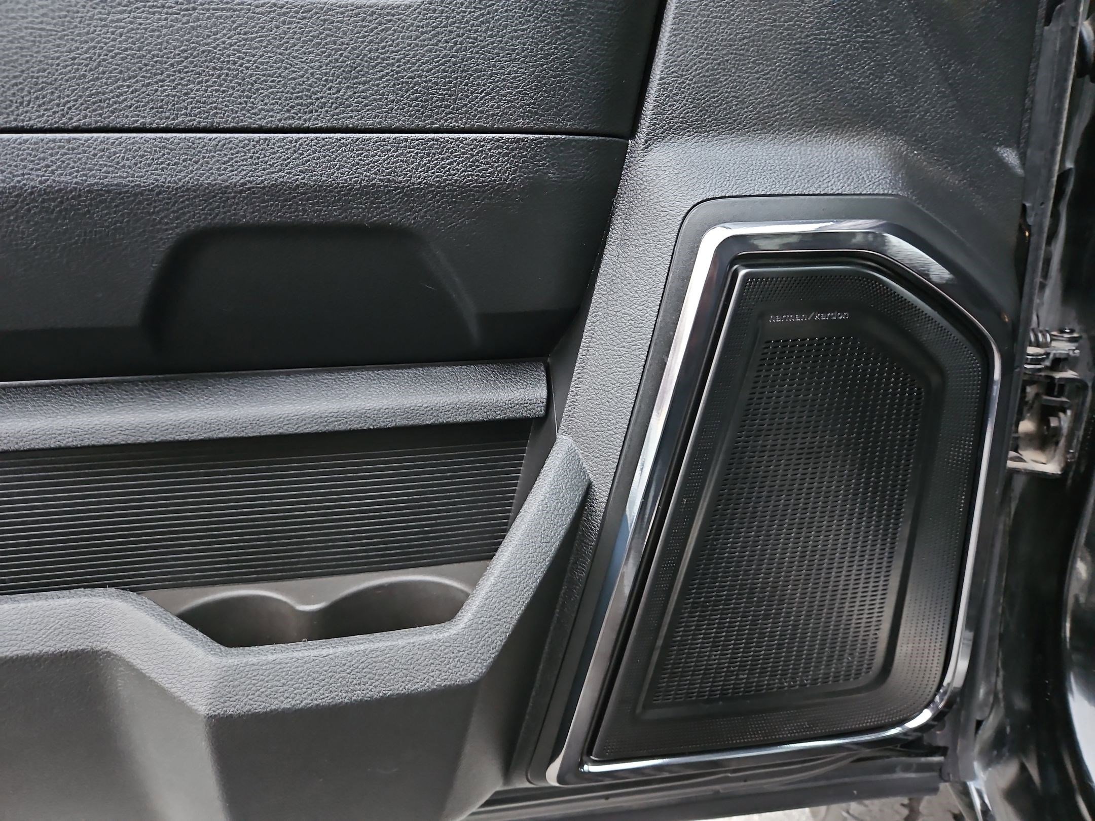 Used 2023 RAM 3500 Limited image 17