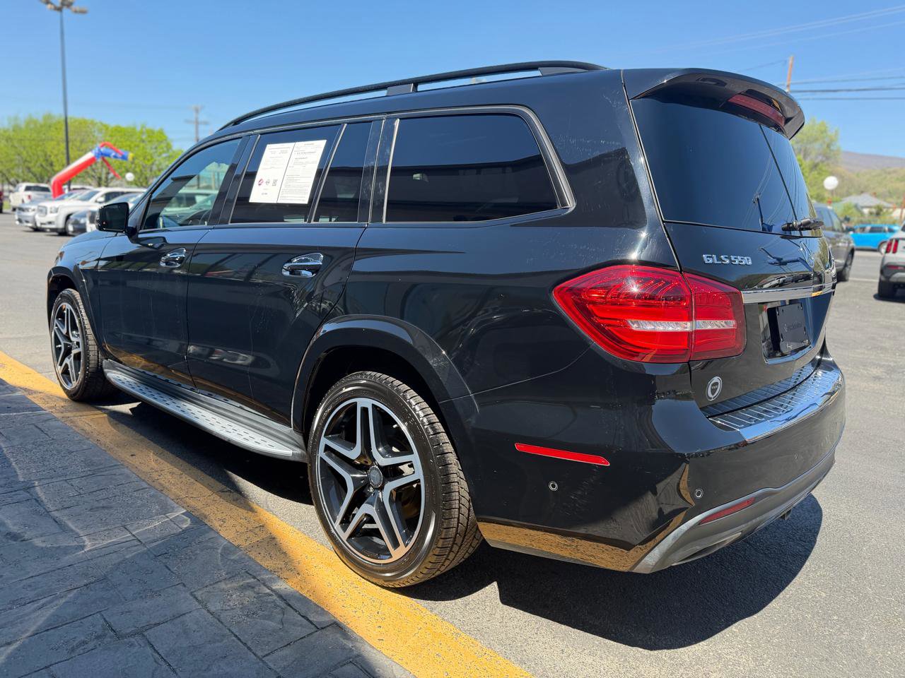 Used 2017 Mercedes-Benz GLS 550 4MATIC image 6