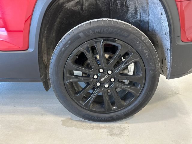 Used 2023 GMC Acadia SLE w/ Elevation Edition image 17