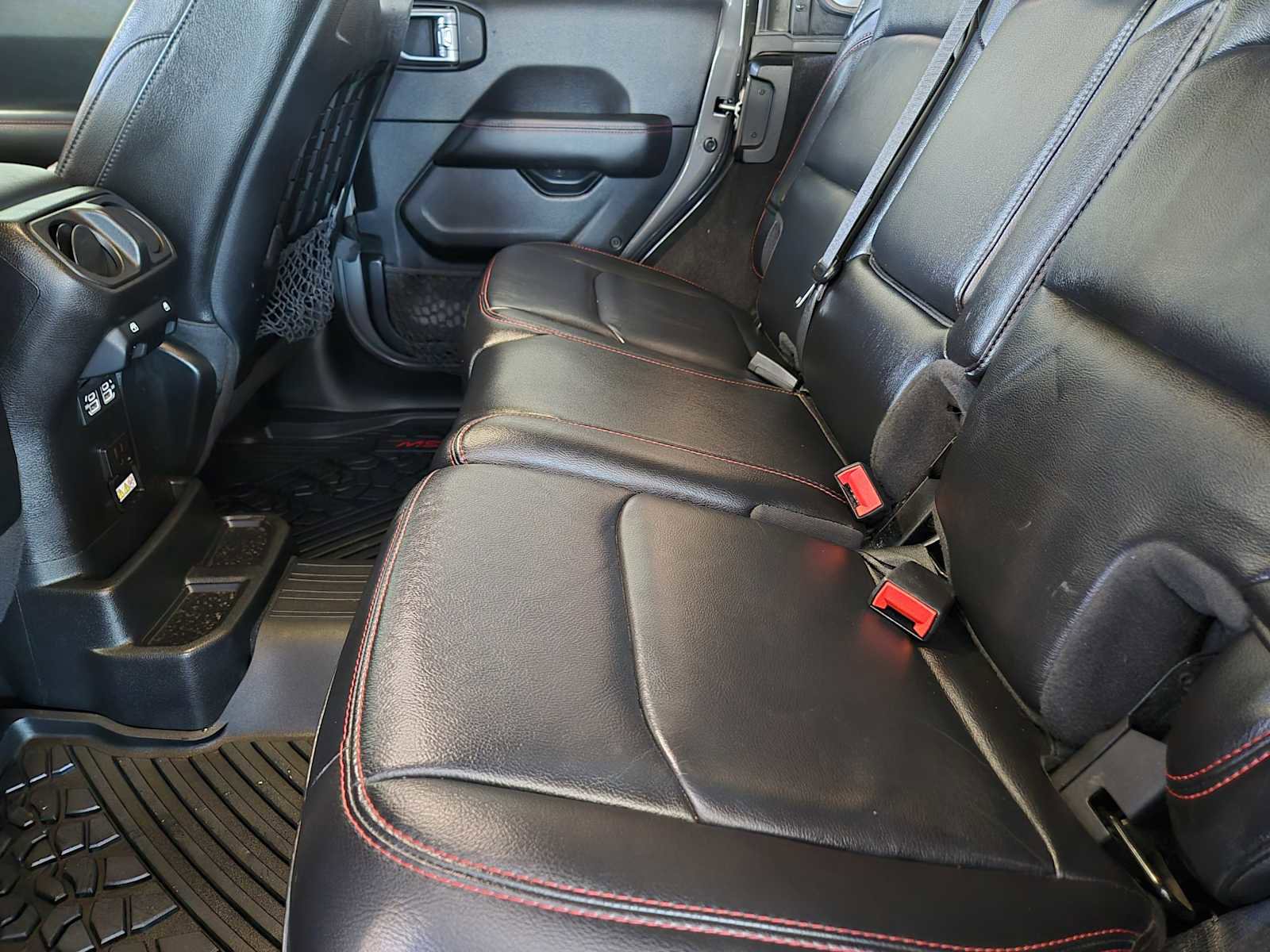 Used 2021 Jeep Wrangler Unlimited Rubicon w/ LED Lighting Group image 30