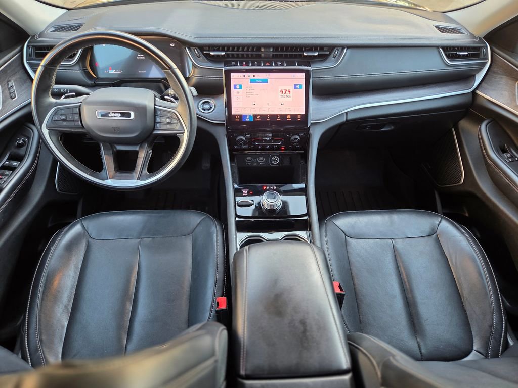 Used 2022 Jeep Grand Cherokee L Limited AWD/4WD image 9