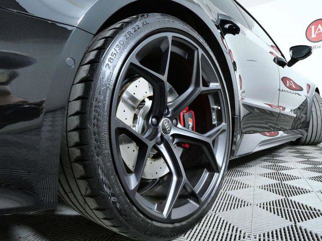 Used 2024 Audi RS 7 Performance image 9