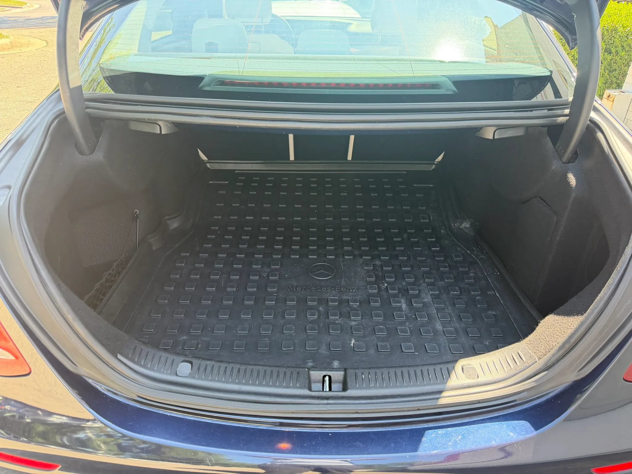 Used 2019 Mercedes-Benz E 300 4MATIC w/ Premium 1 Package image 15