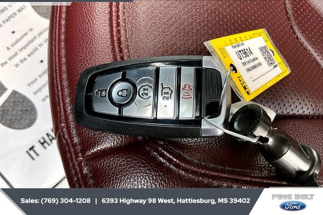 Certified 2024 Ford Expedition Limited image 9