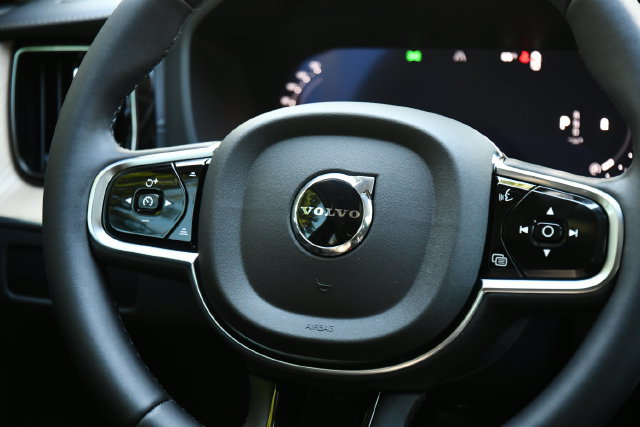 New 2027 Volvo XC60 B5 Ultra AWD/4WD image 22