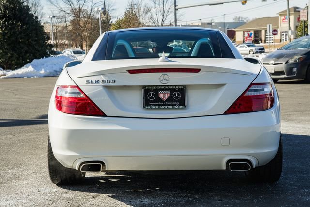 Used 2016 Mercedes-Benz SLK 300 image 6