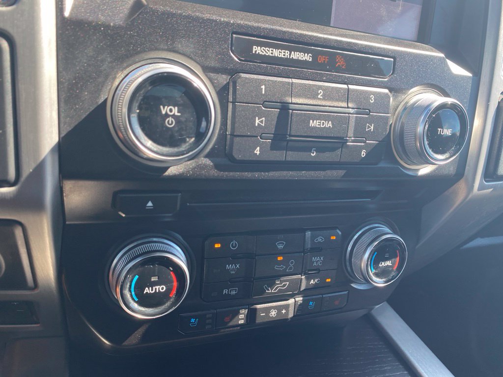 Used 2018 Ford F150 Platinum AWD/4WD image 30