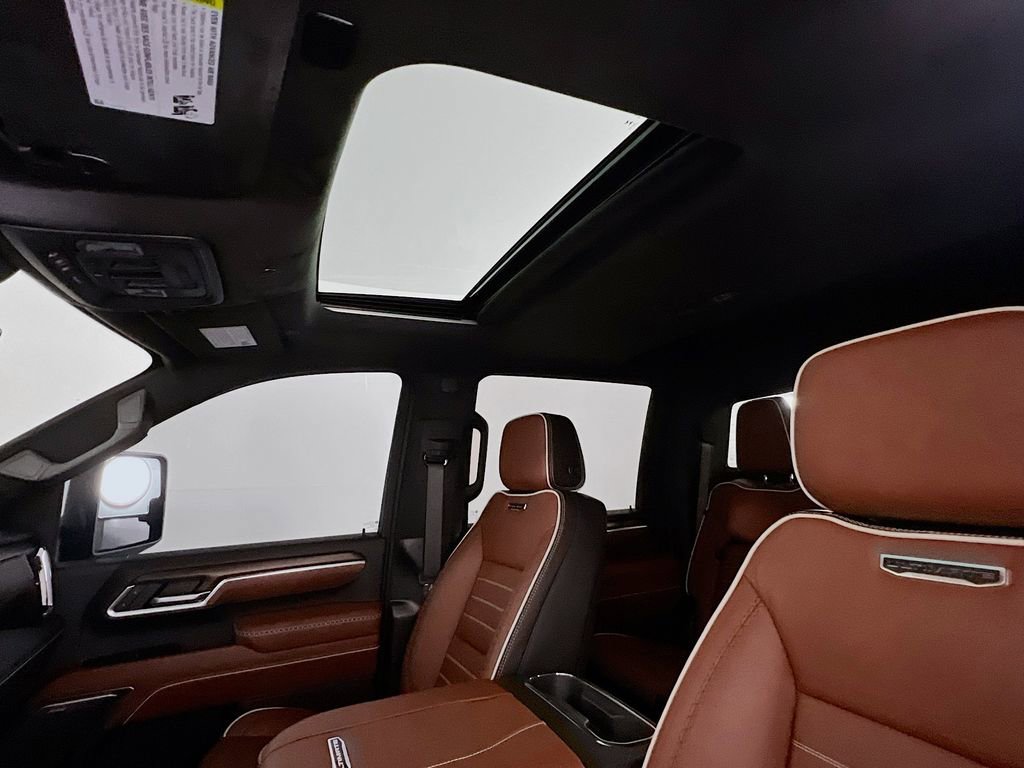 Used 2025 GMC Sierra 2500 Denali Ultimate image 22