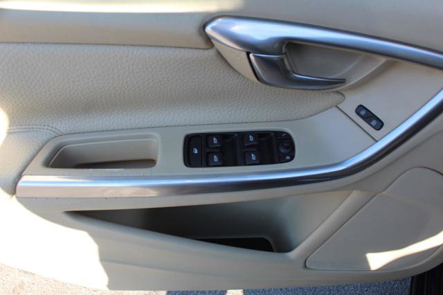 Used 2014 Volvo S60 T5 image 15