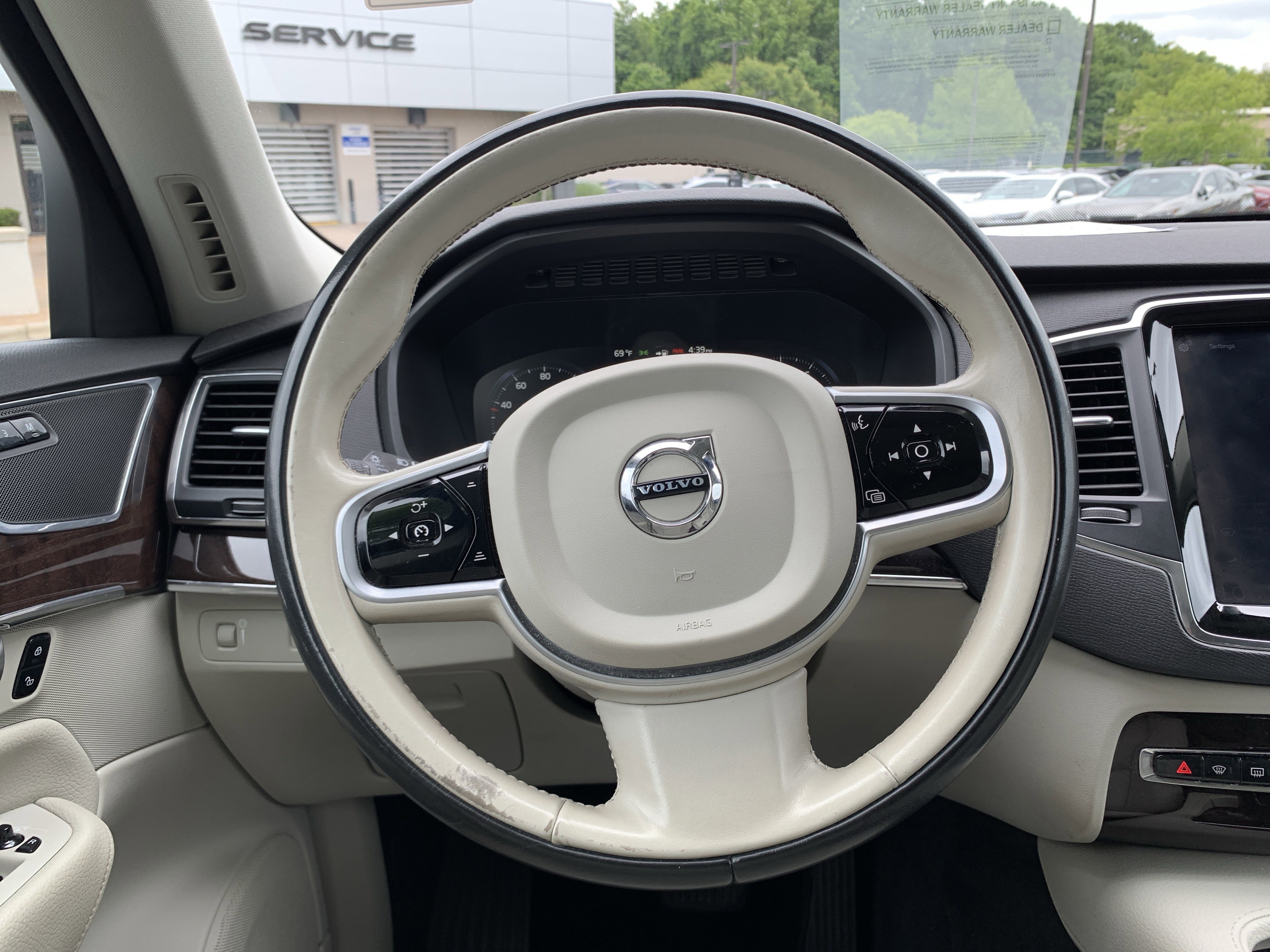 Used 2019 Volvo XC90 T6 Momentum w/ Advanced Package AWD/4WD image 18