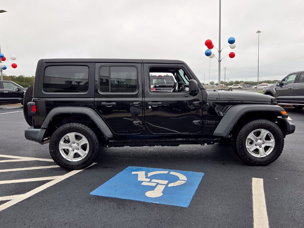 Used 2022 Jeep Wrangler Unlimited Sport AWD/4WD image 11