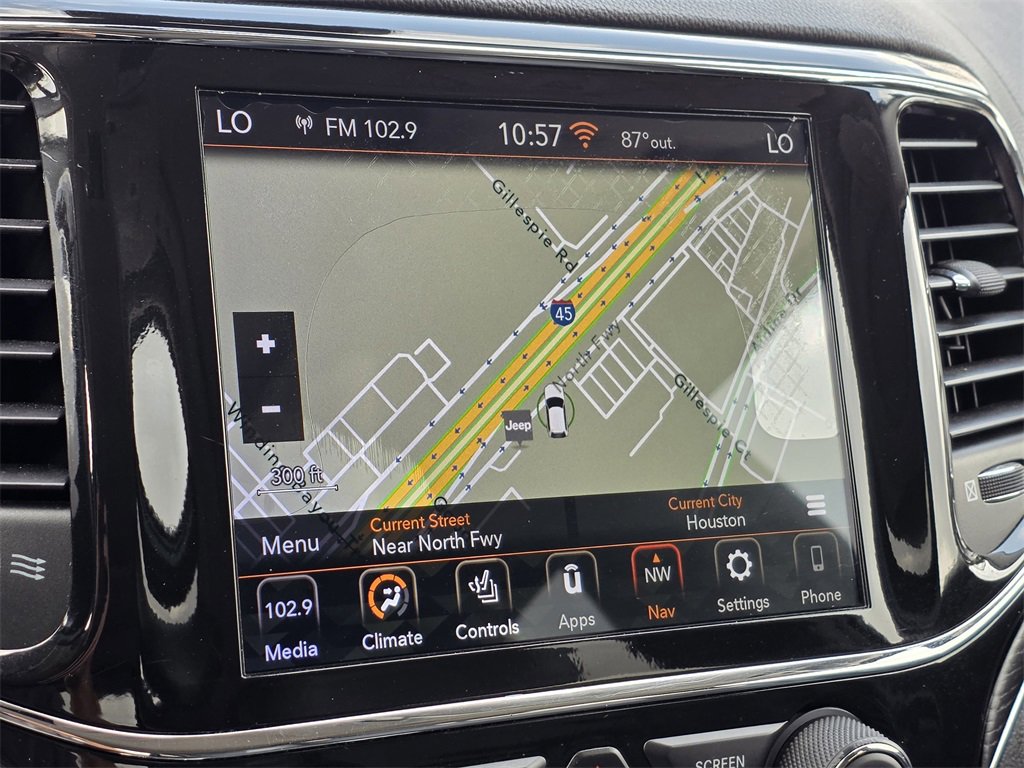 Used 2021 Jeep Grand Cherokee Summit w/ Platinum Series Group image 23