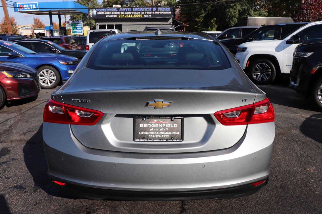 Used 2024 Chevrolet Malibu LT image 4