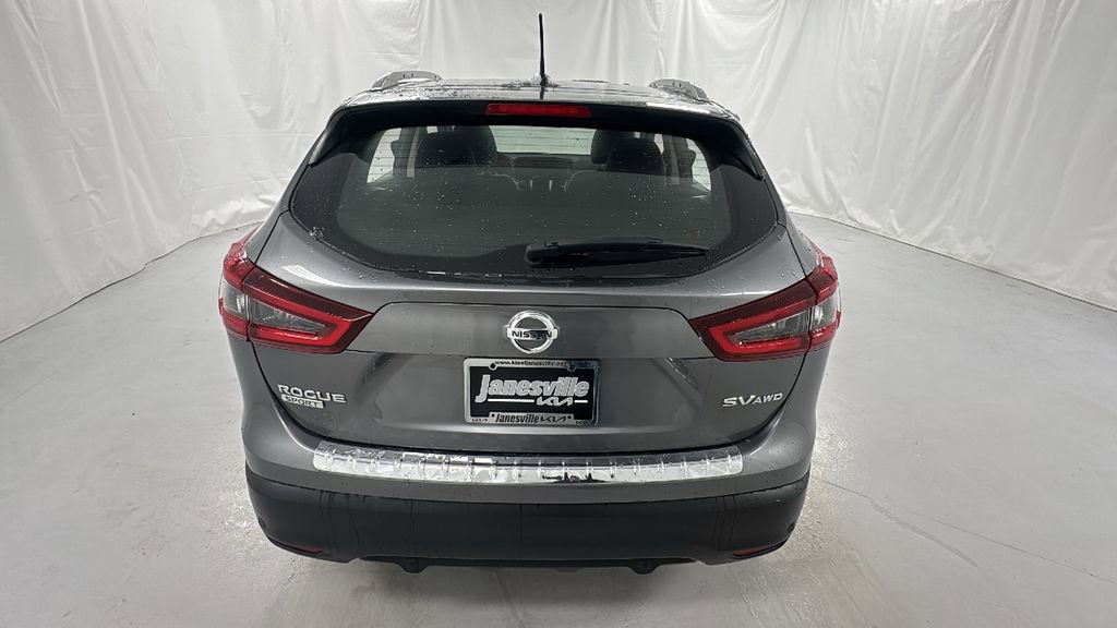 Used 2021 Nissan Rogue Sport SV w/ Technology Package image 4