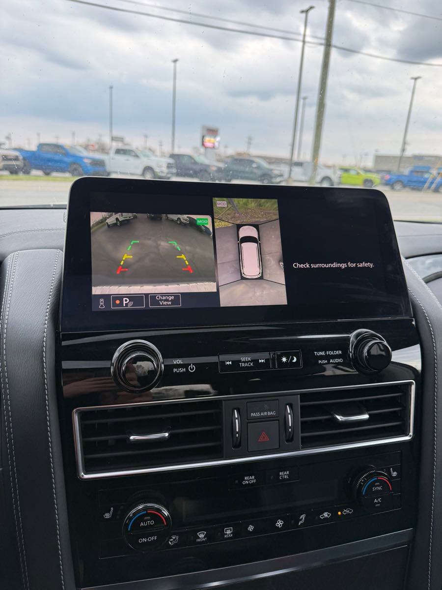 Used 2022 INFINITI QX80 Luxe w/ Cargo Package image 21