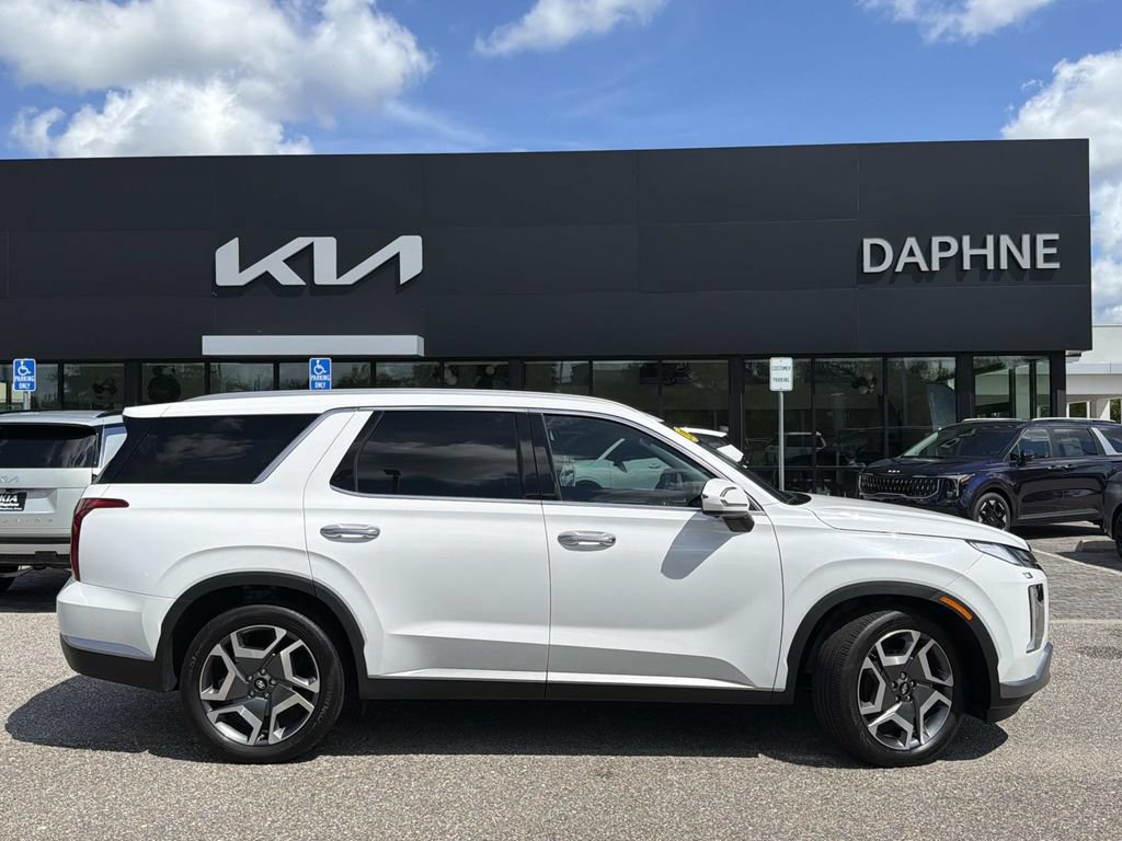 Used 2025 Hyundai Palisade SEL AWD/4WD image 3