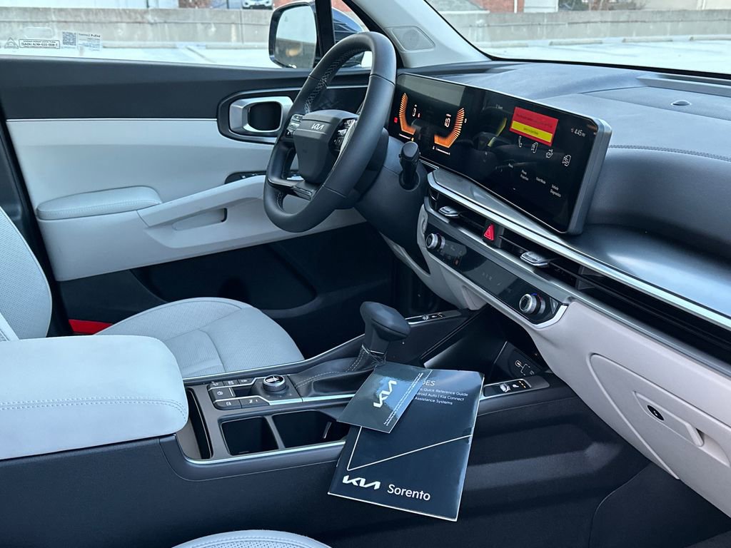 New 2026 Kia Sorento S image 13