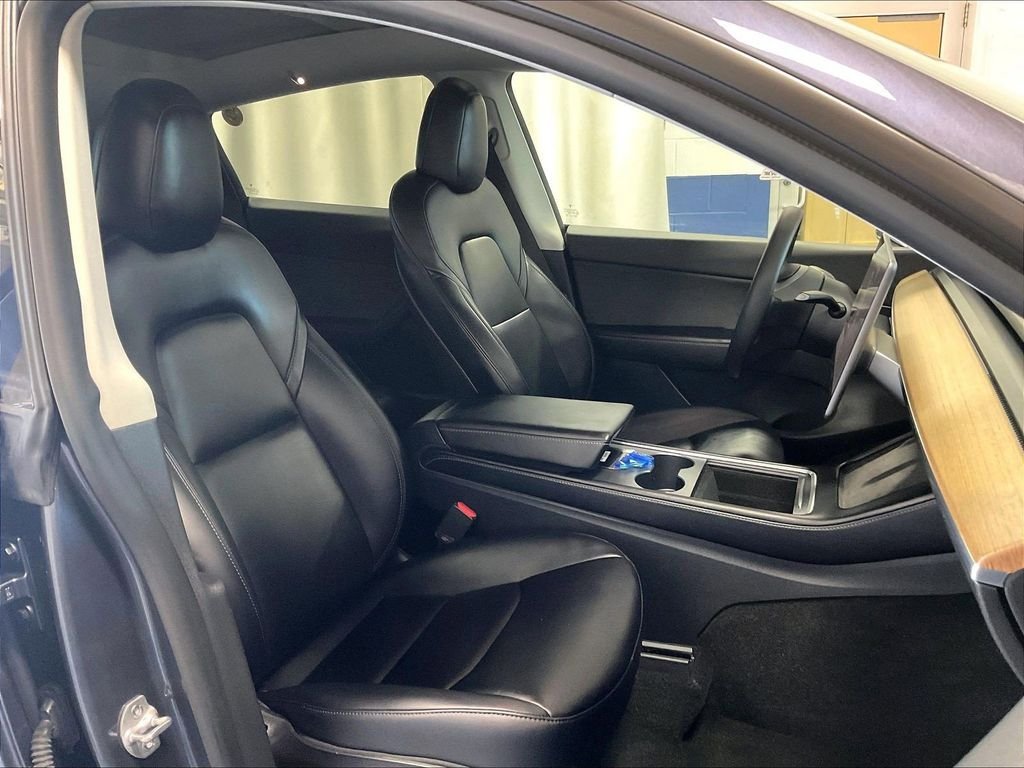 Used 2021 Tesla Model Y Long Range AWD/4WD image 11