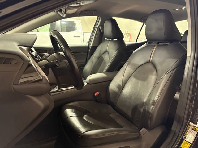 Certified 2020 Toyota Camry XLE image 4